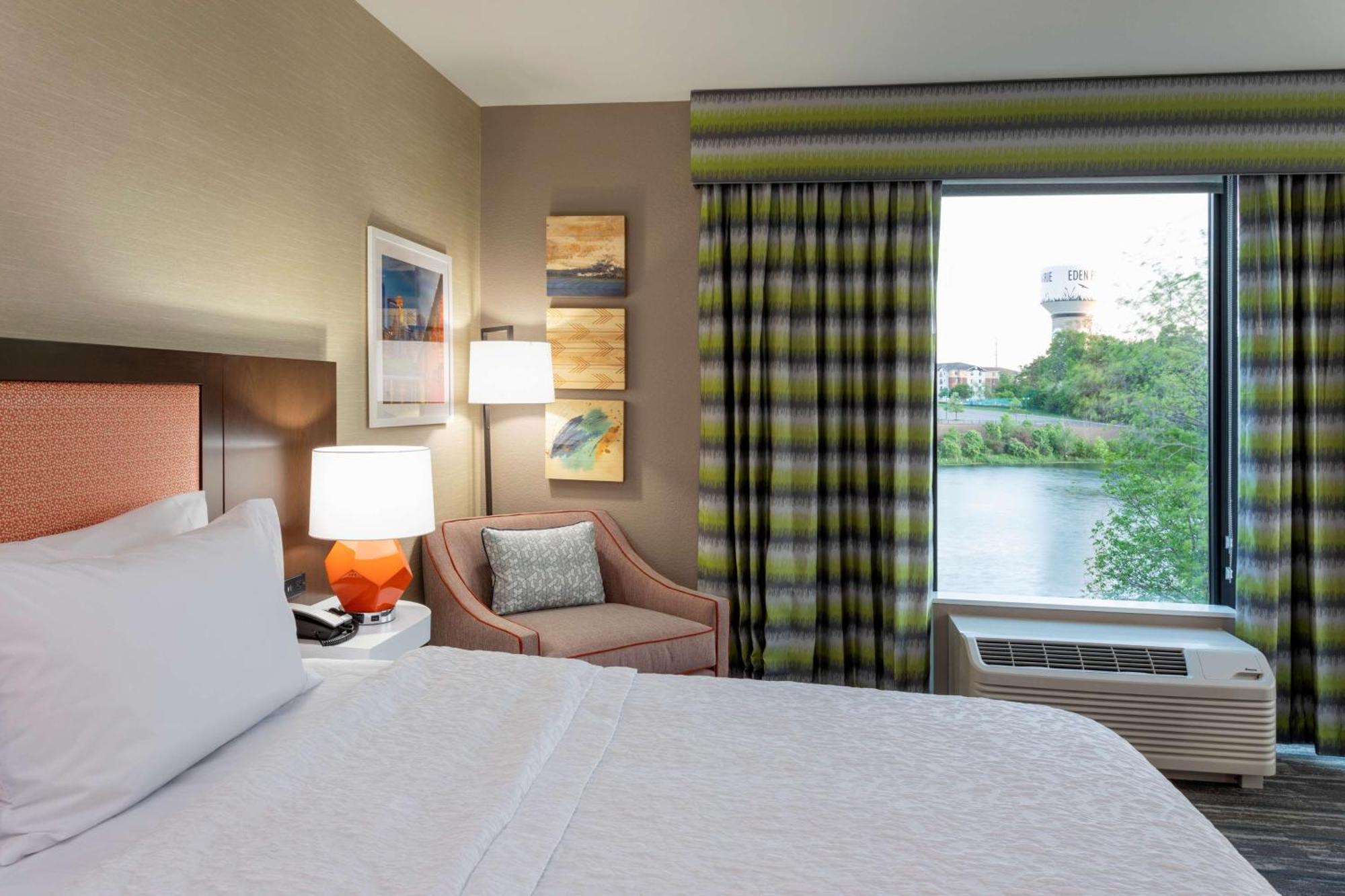 Hampton Inn Eden Prairie Minneapolis Bagian luar foto